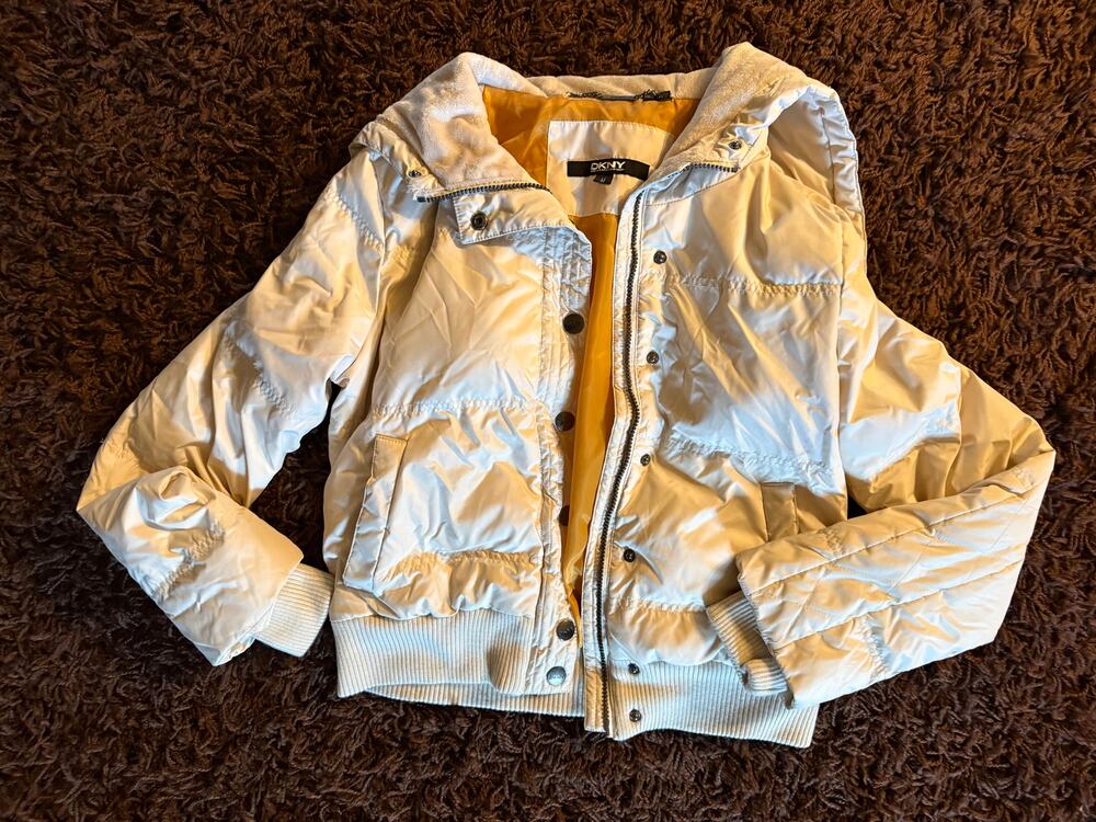 DKNY Cream Colored Puffer Jacket Size Medium